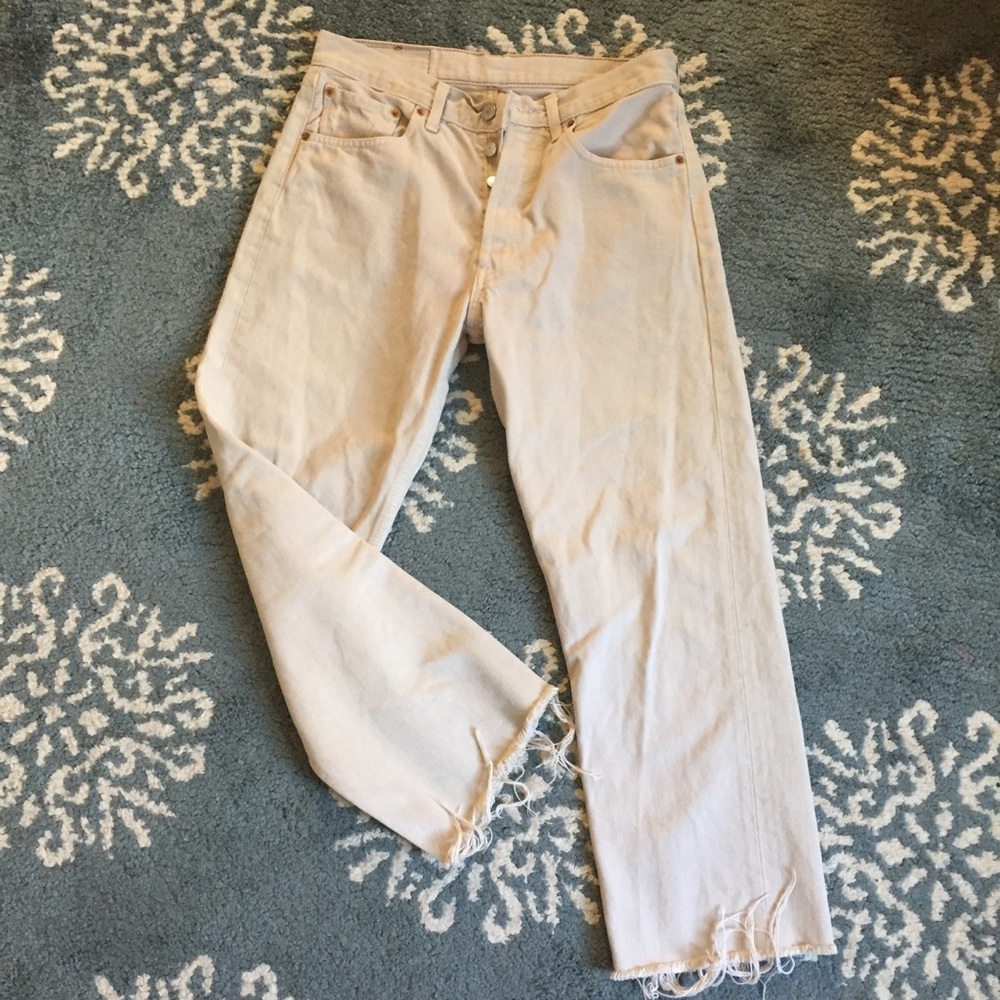 Vintage Tan Levi’s 501 Raw Hem High Waisted